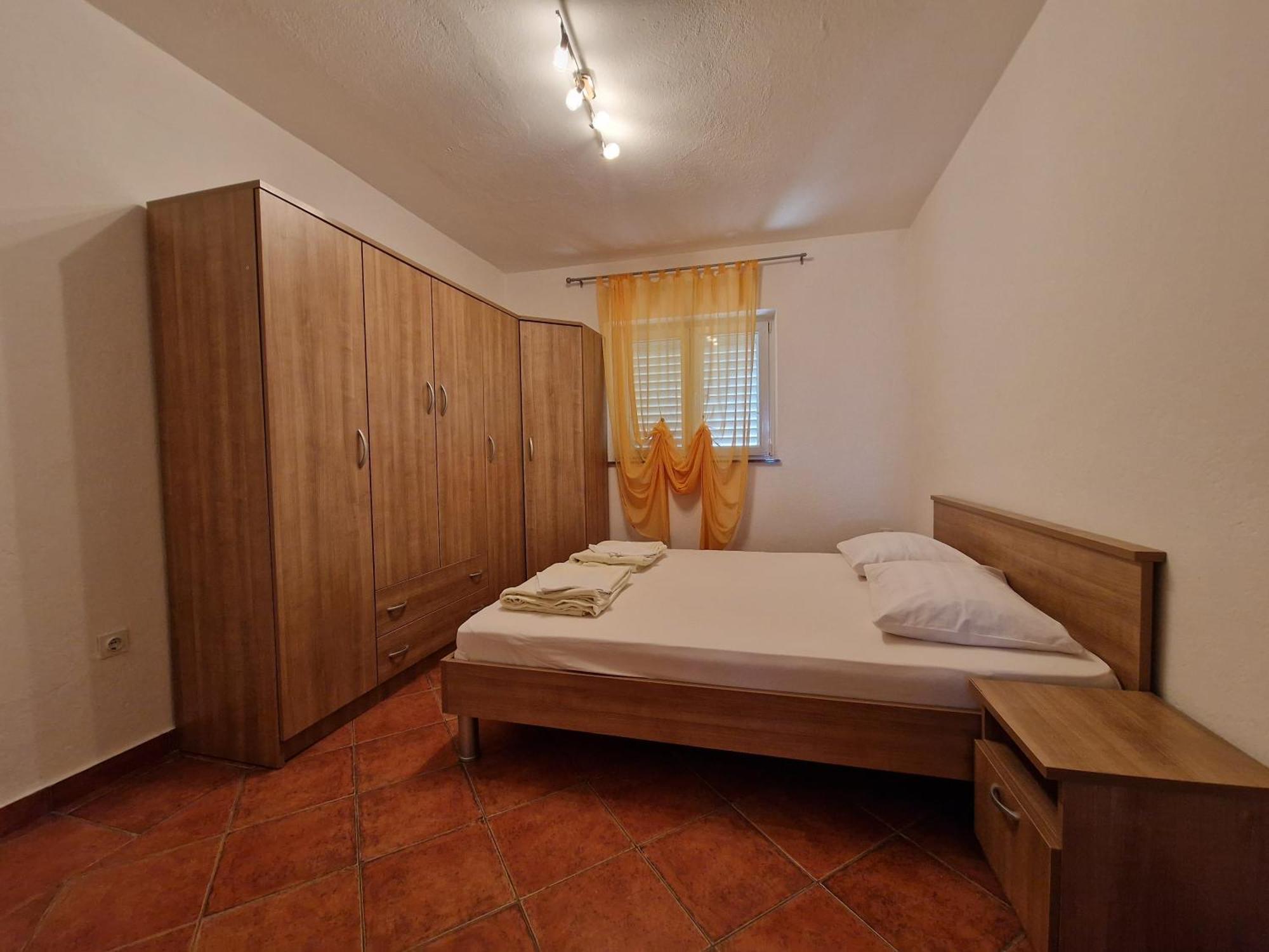 Apartments And Room Suza Senj  Chambre photo