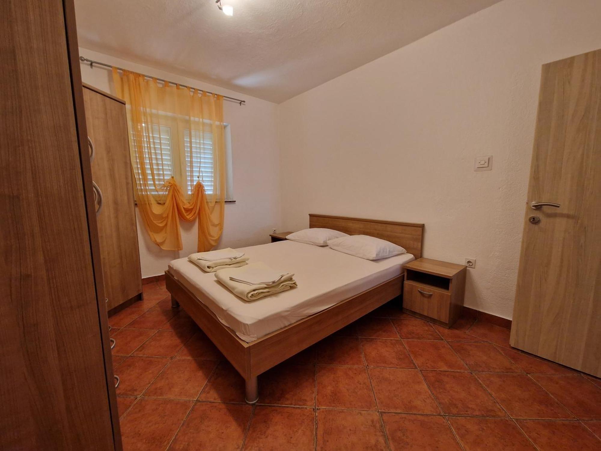 Apartments And Room Suza Senj  Chambre photo