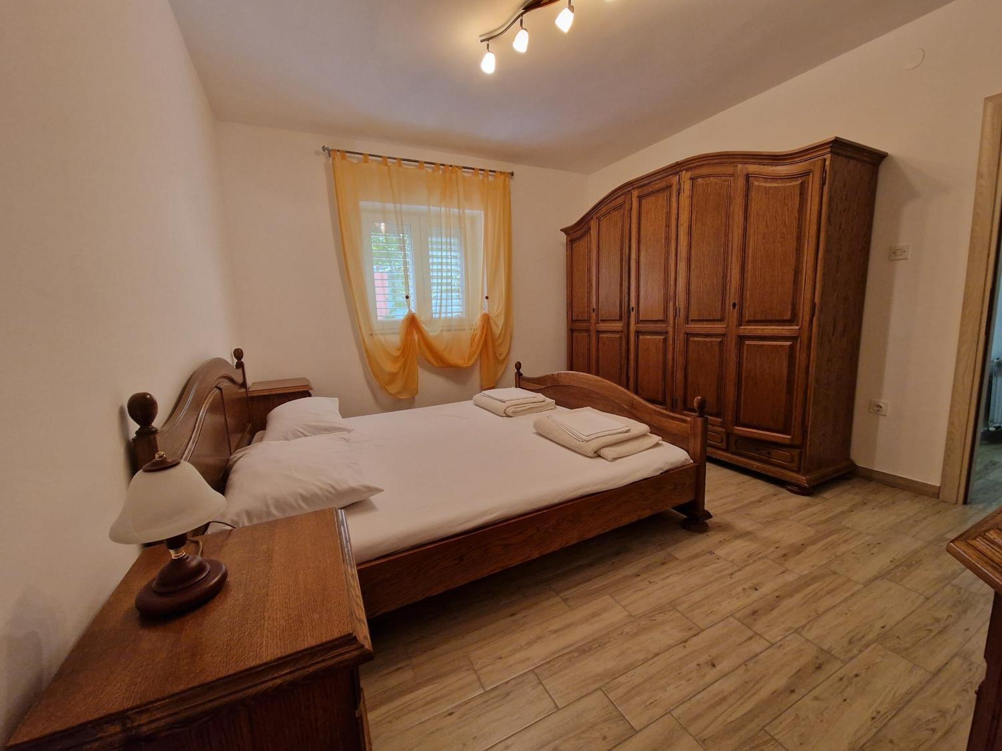 Apartments And Room Suza Senj  Chambre photo